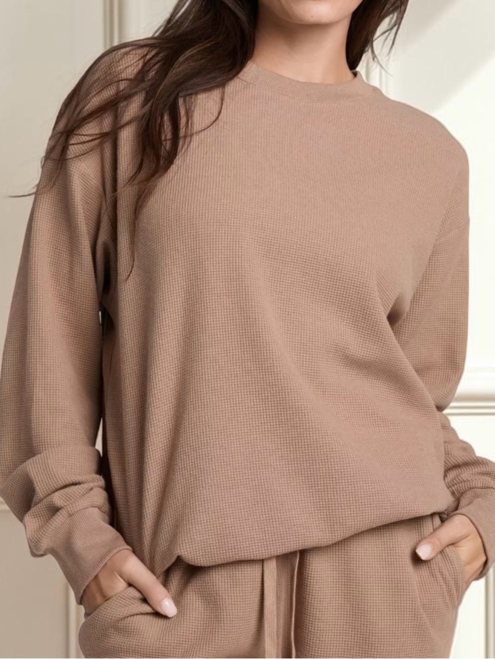 Comft Waffle Knit Long Sleeve Top. Brown.
Size: Large Unisex